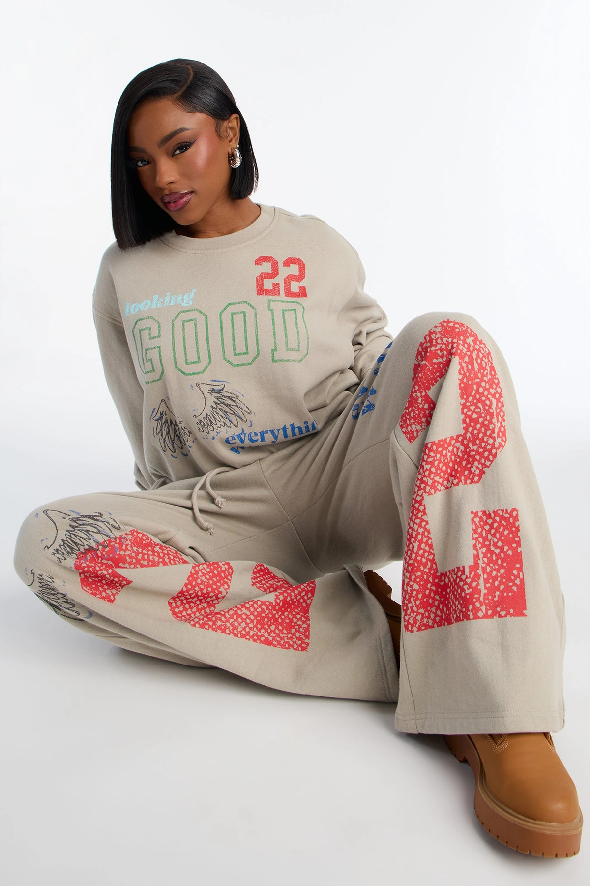 Everything Will Be Okay Fleece Pant Set - Taupe — Bege acinzentado