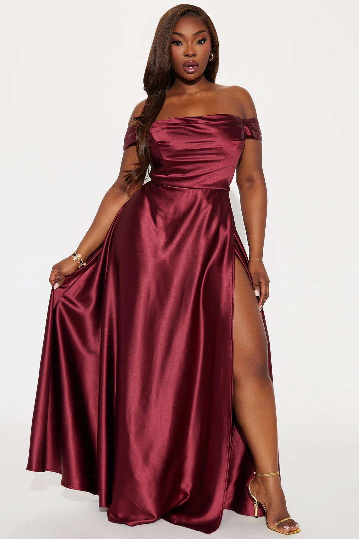 Rosalee Satin Gown - Wine — Vinho