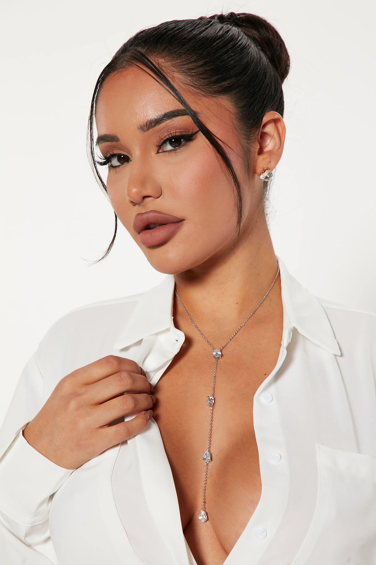 Showing Up Tonight Necklace - Silver — Prateado