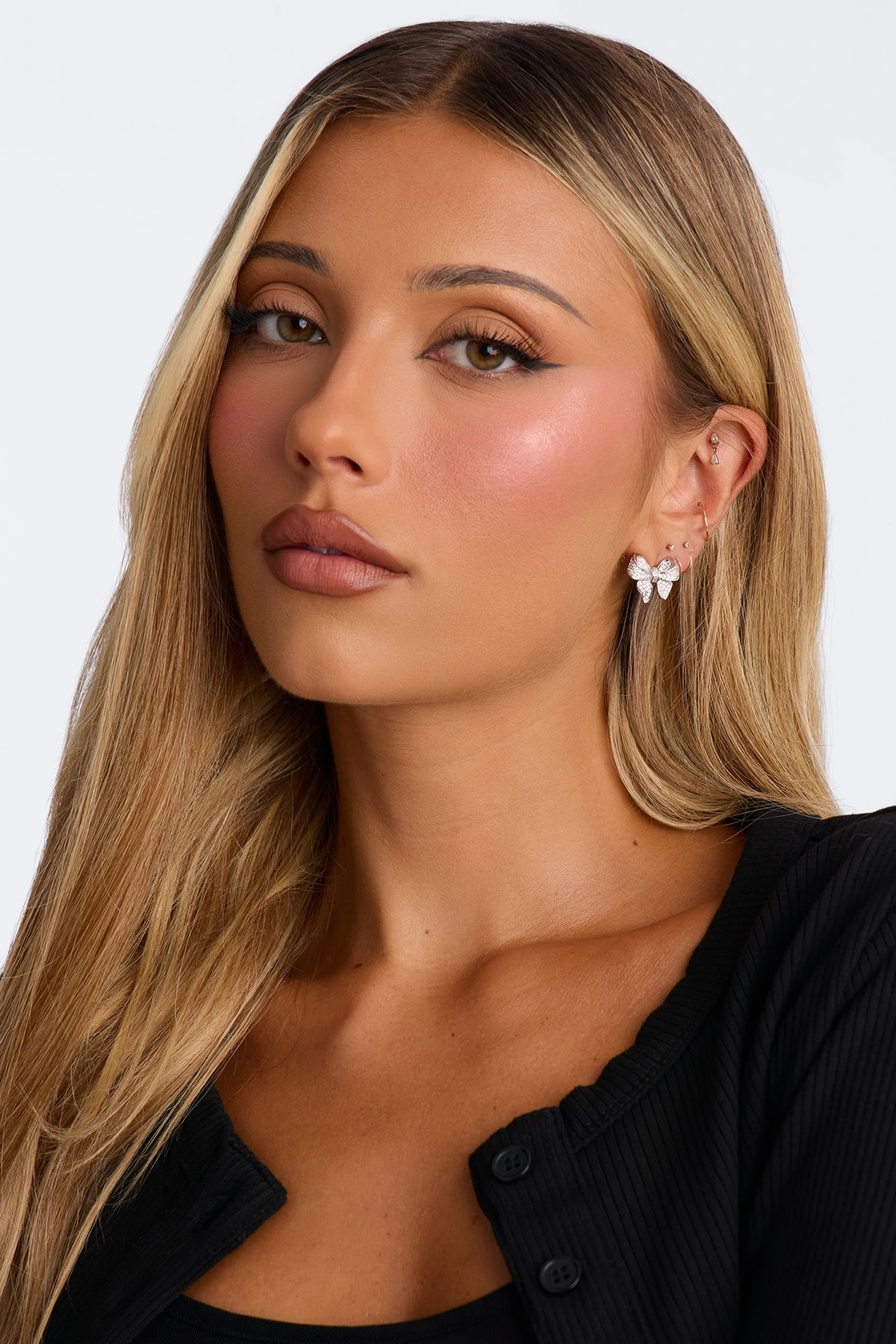 Cubic Zirconia Darling Bow Earrings - Silver — Prateado