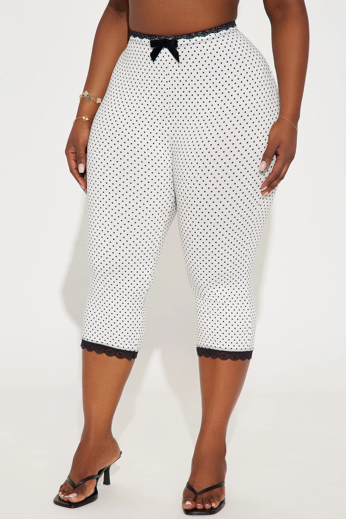 Florentina Lace Trim Capri Legging - White/Black — Branco/Preto