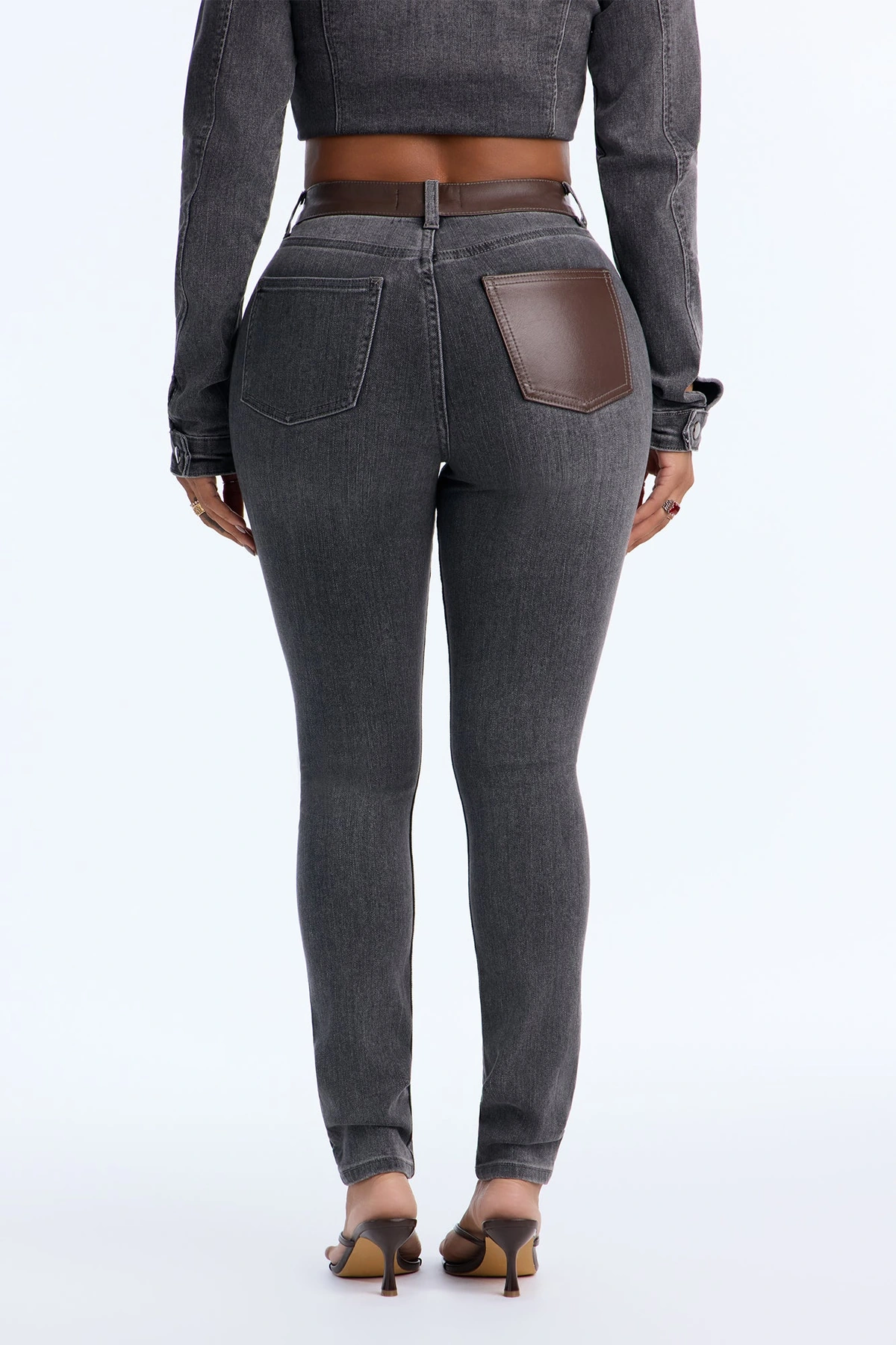 Power Stance High Rise Skinny Jeans - Grey — Cinzento