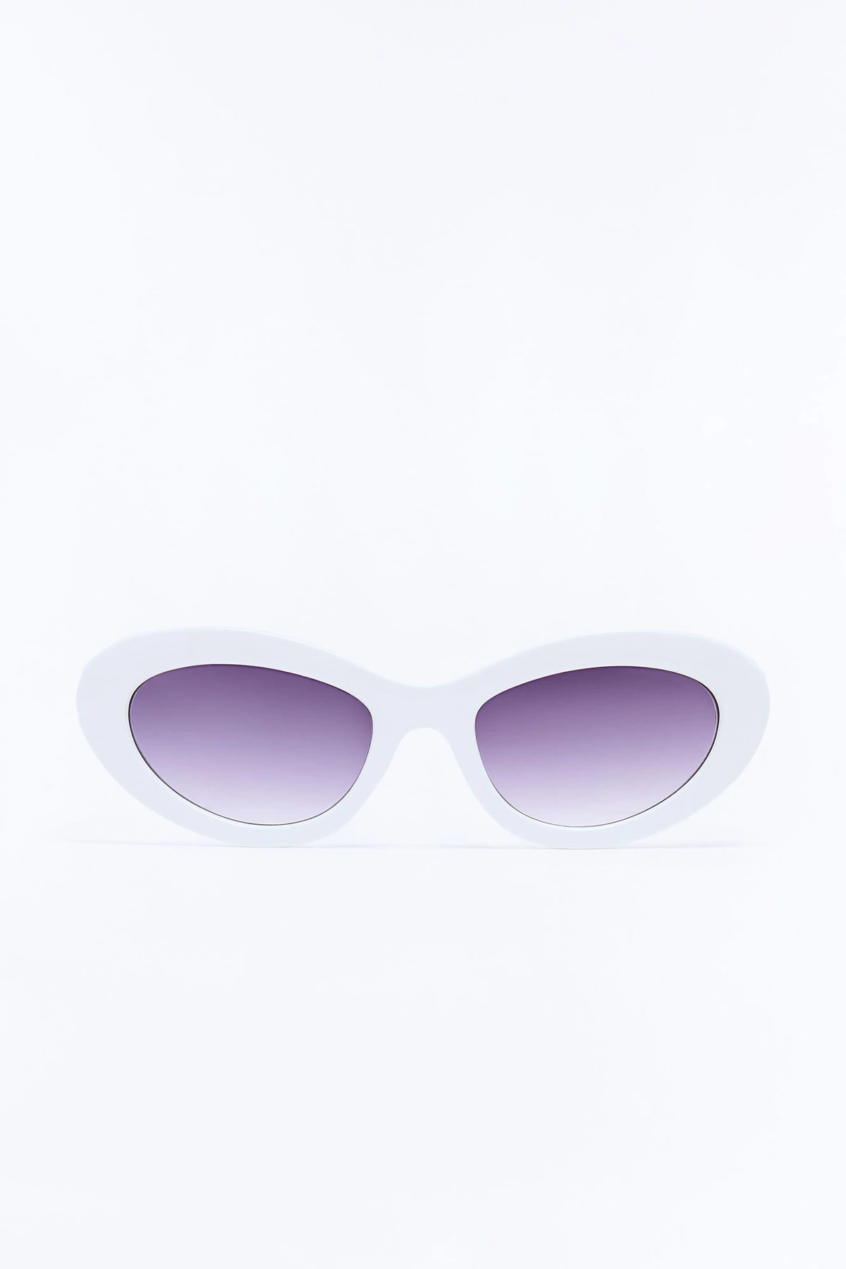 Penthouse Suite Sunglasses - White — Branco