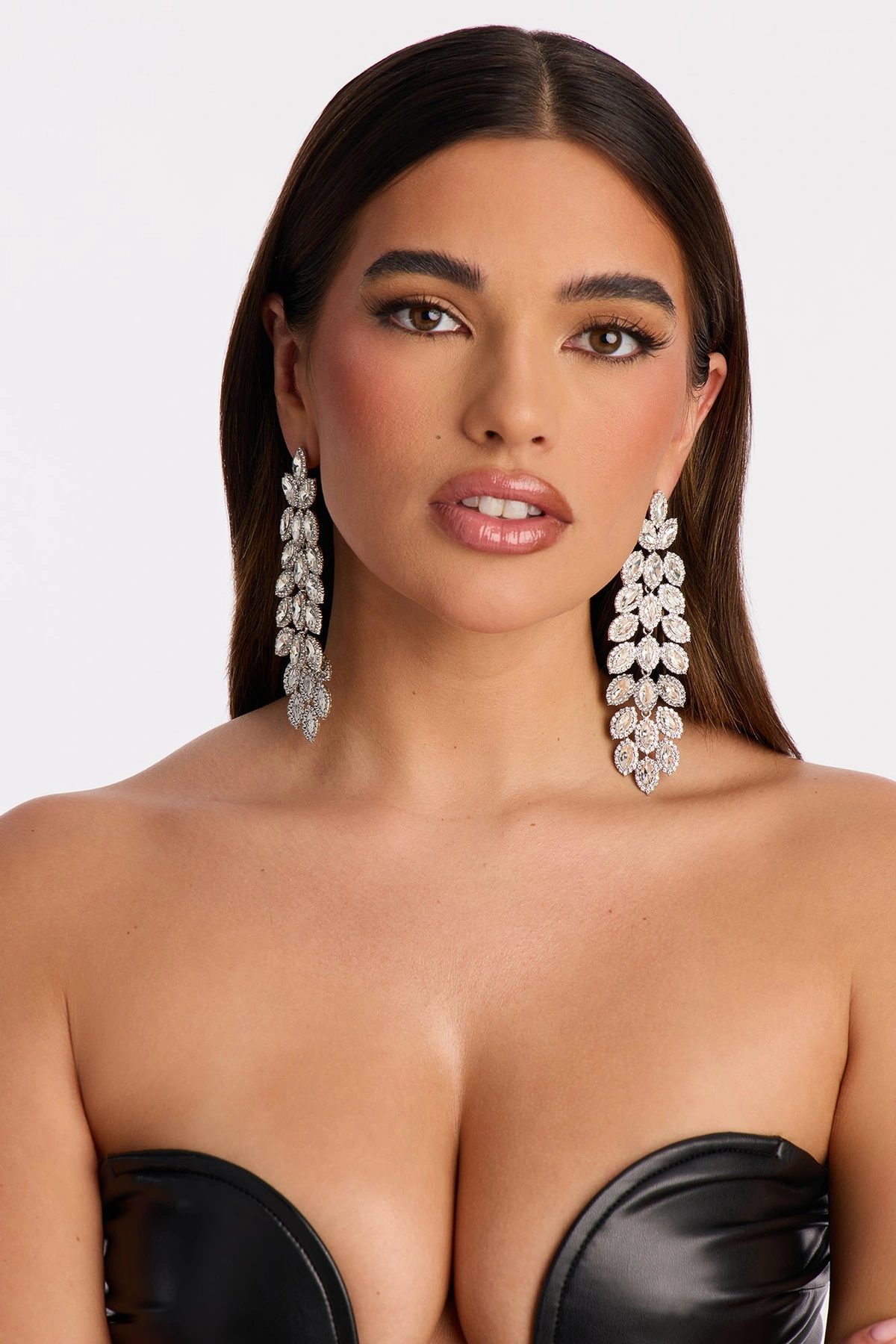 Majestic Muse Rhinestone Drop Earrings - Silver — Prateado