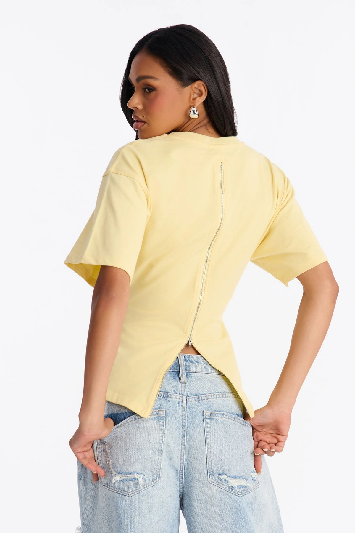 Jayden Fitted T-Shirt - Butter Yellow — Butter Amarelo