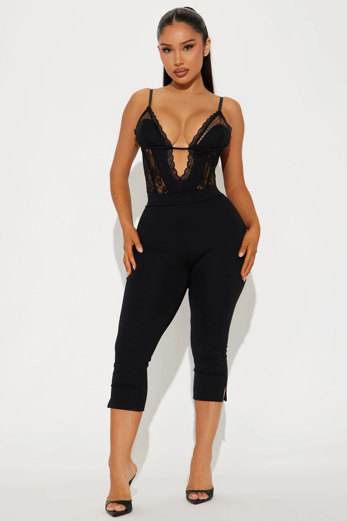 All My Potentials Capri Legging - Black — Preto