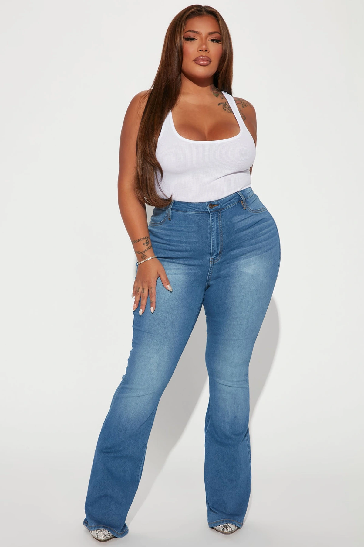 Deep In My Soul Flare Jeans - Light Wash — Ganga de lavagem clara