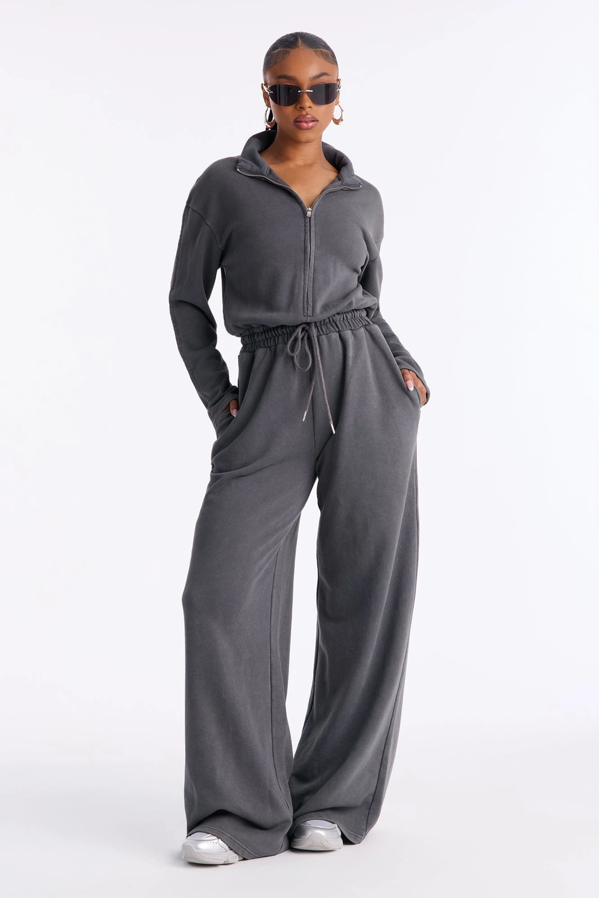 Busy Schedule Washed French Terry Jumpsuit - Charcoal — Cinzento-escuro