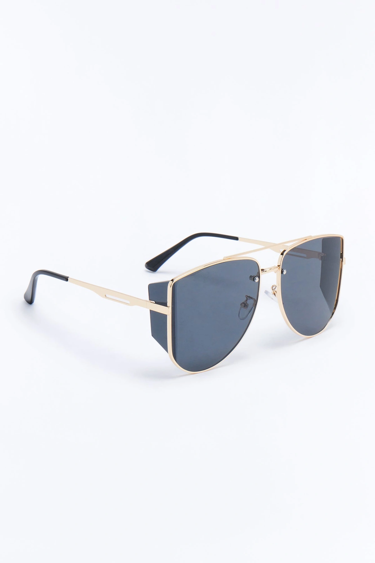 Showing Up Sunglasses - Gold/Black — Dourado/Preto