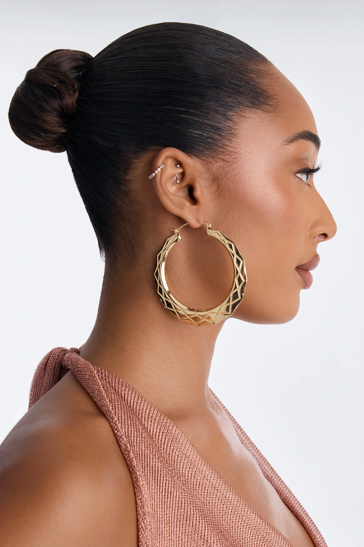 Keep It Simple Hoop Earrings - Gold — Dourado