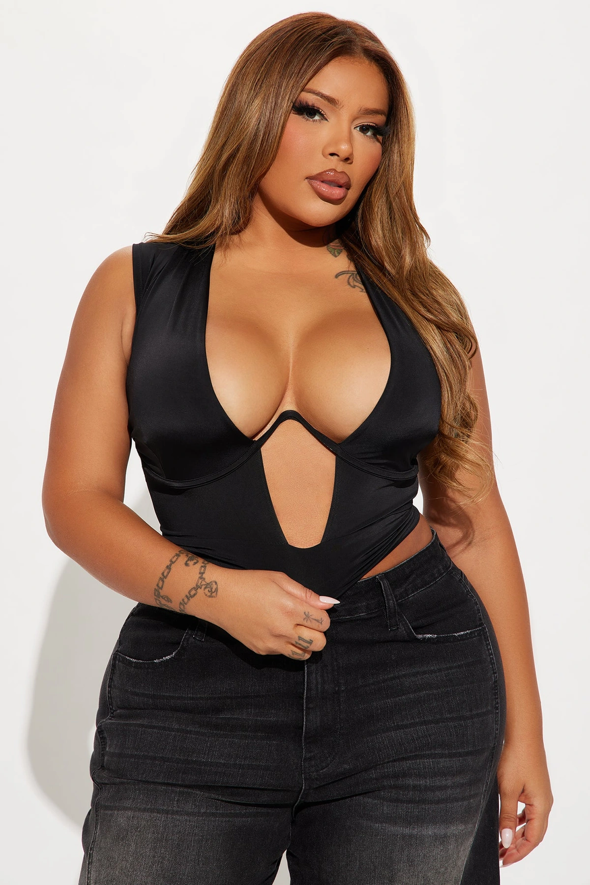 Talia Cut Out Top - Black — Preto