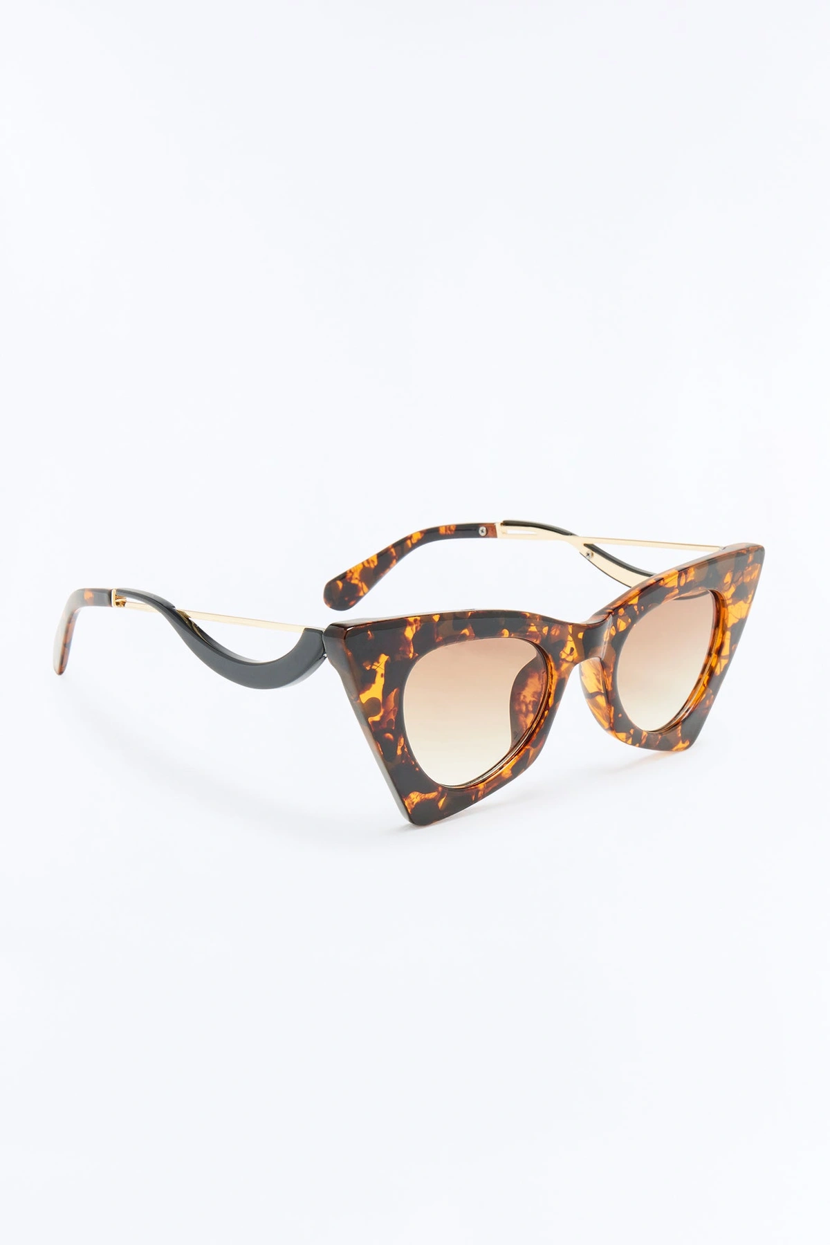 All The Rage Cat Eye Sunglasses - Tortoise — Tortoise