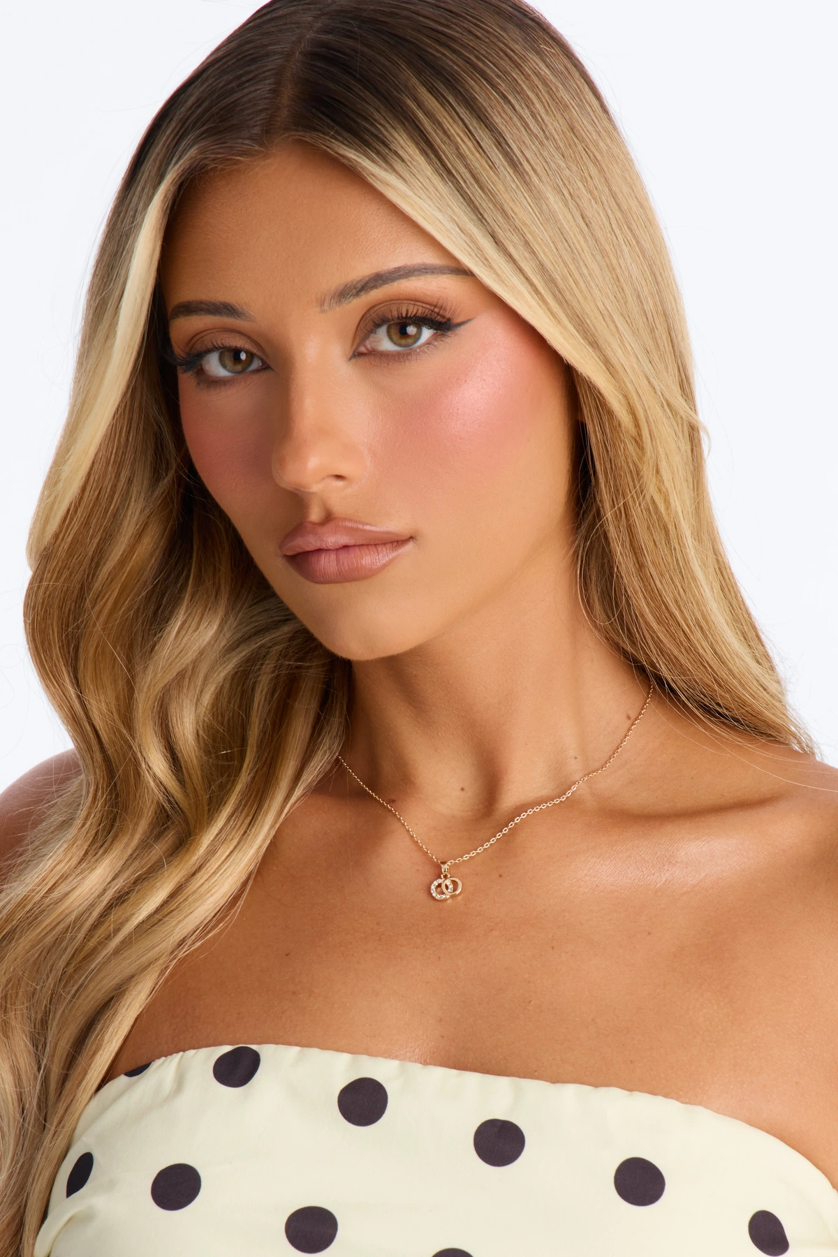 Belong Together Pendant Necklace - Gold — Dourado