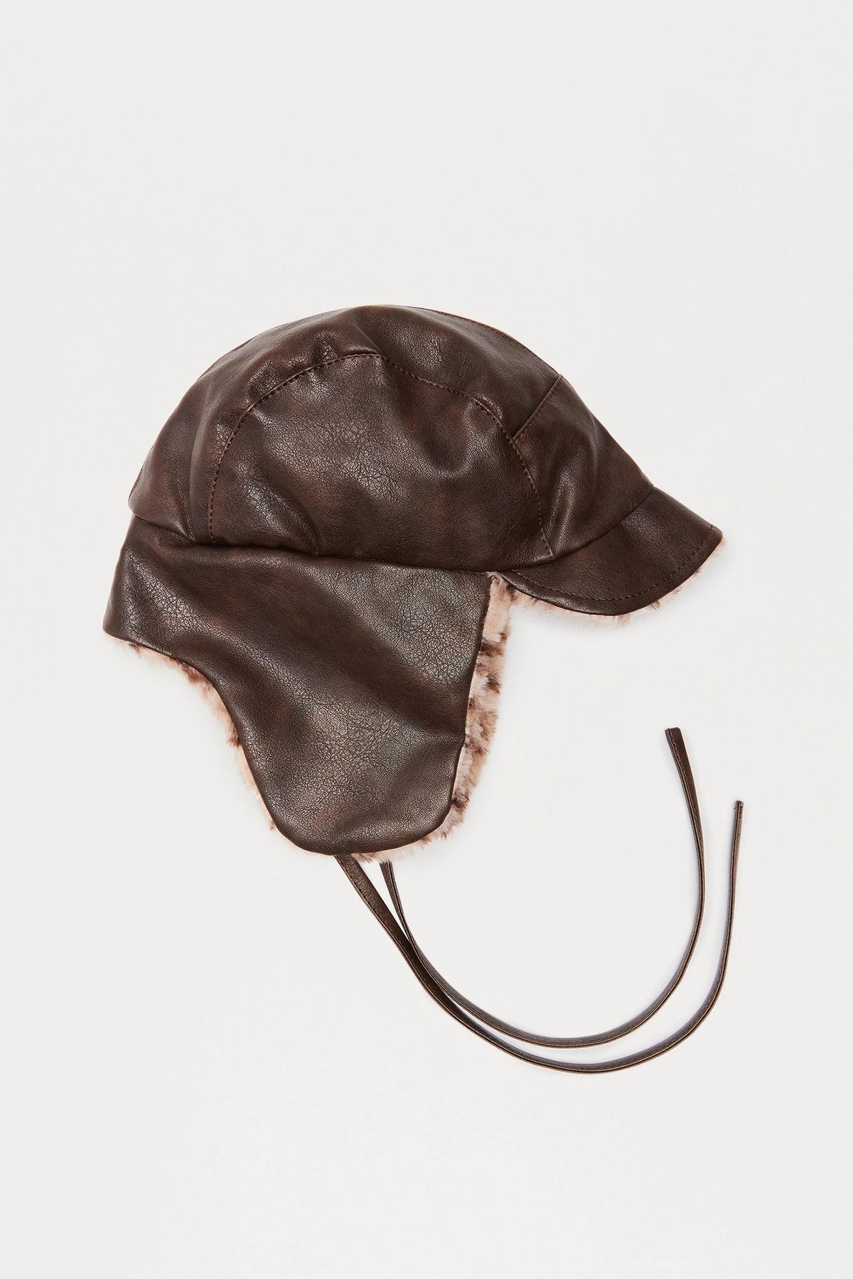 Softie Cap Trapper Hat - Black/combo — Preto/combinação