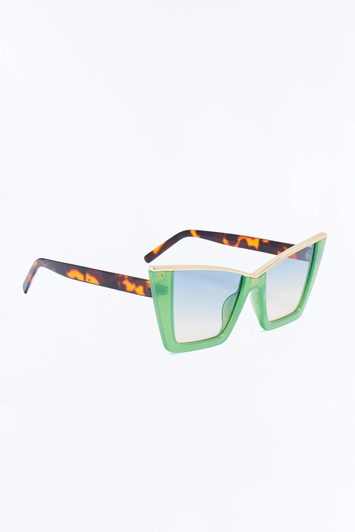 Boss Act Sunglasses - Green — Verde