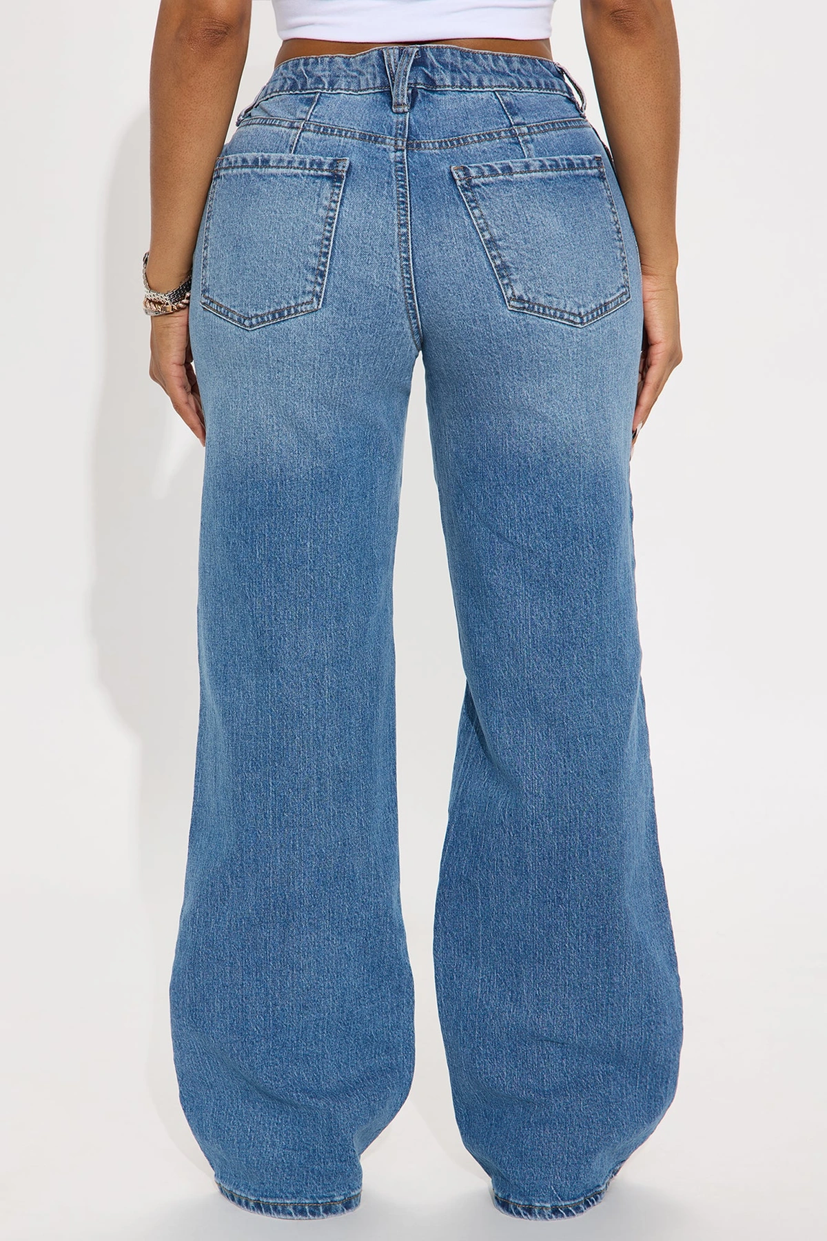 Never Changing Wide Leg Jeans - Medium Wash — Ganga de lavagem média