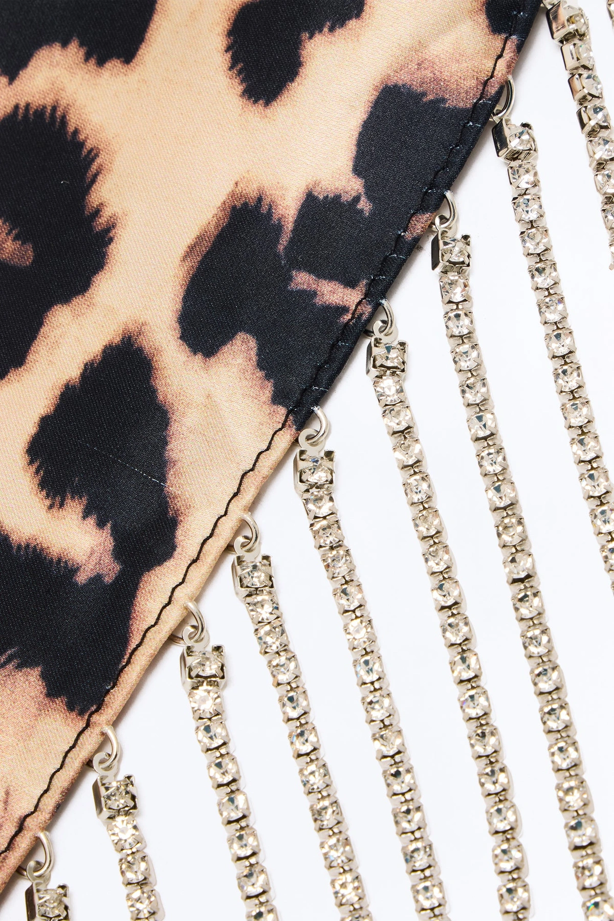 Savage Beauty Fringe Head Scarf - Leopard — Leopardo