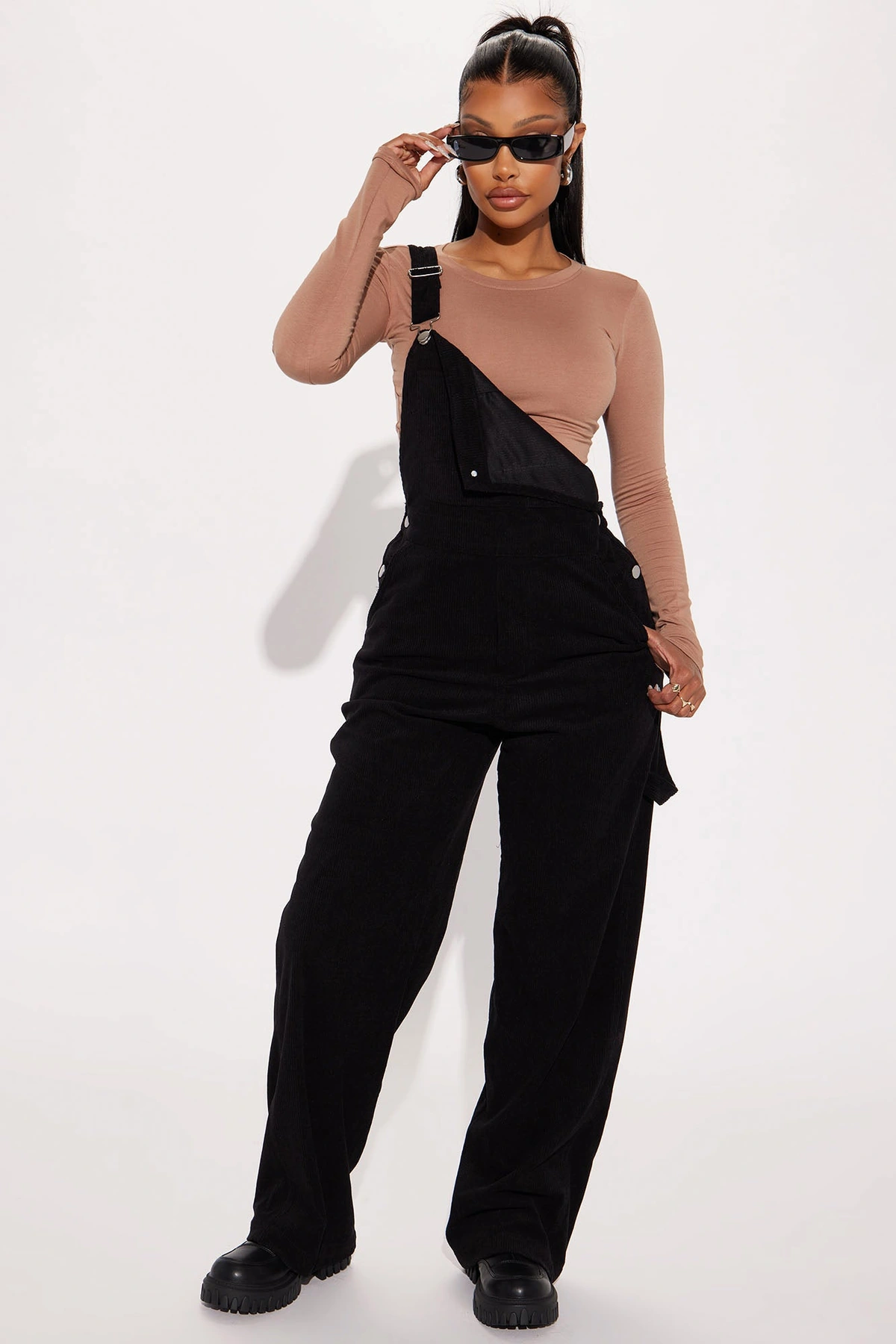 Feel The Passion Corduroy Jumpsuit - Black — Preto