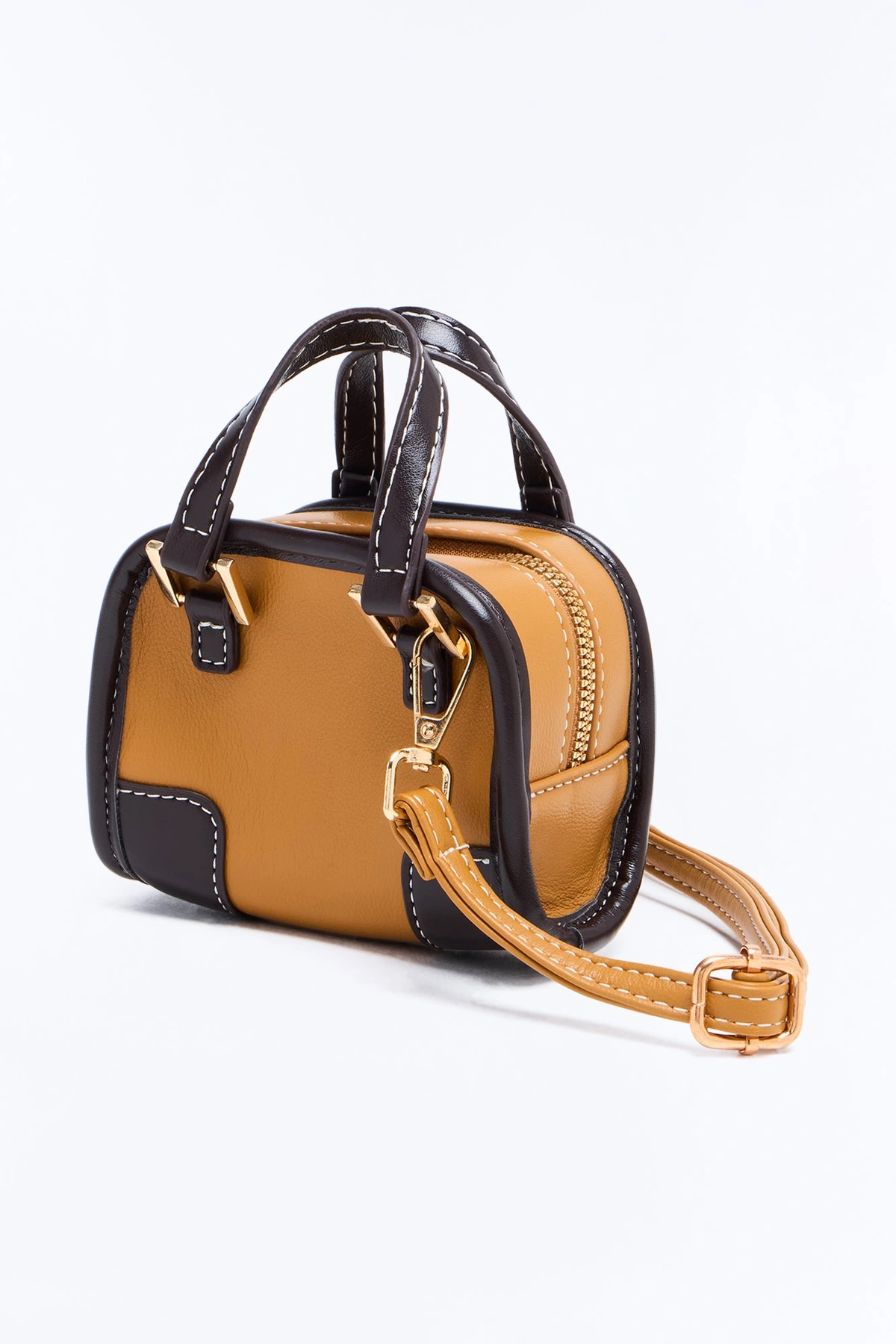 Love Me A Mini Faux Leather Crossbody Bag - Brown — Castanho