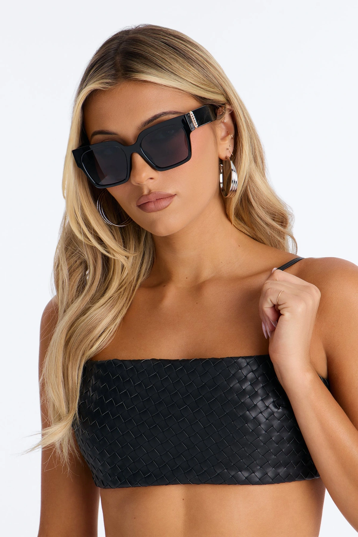 Deserve It All Sunglasses - Black — Preto
