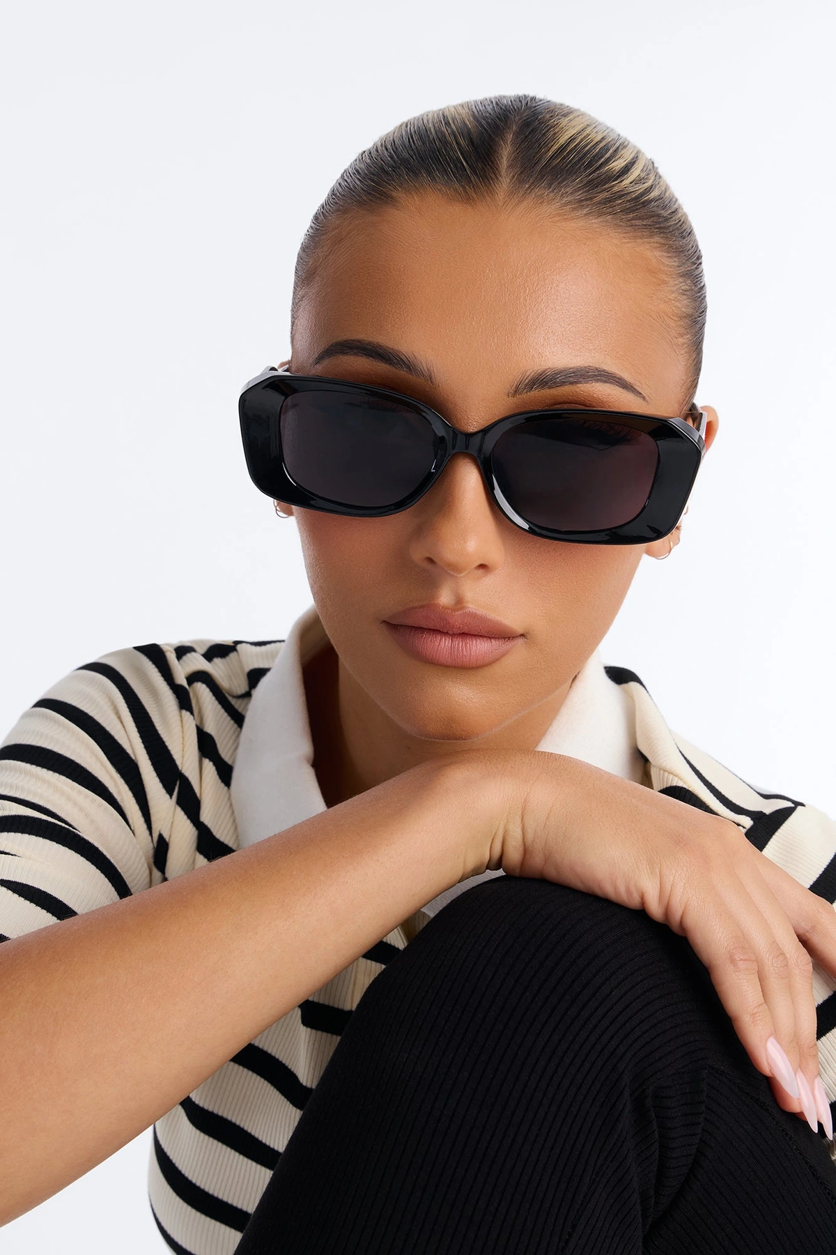 So Relaxed Sunglasses - Black — Preto