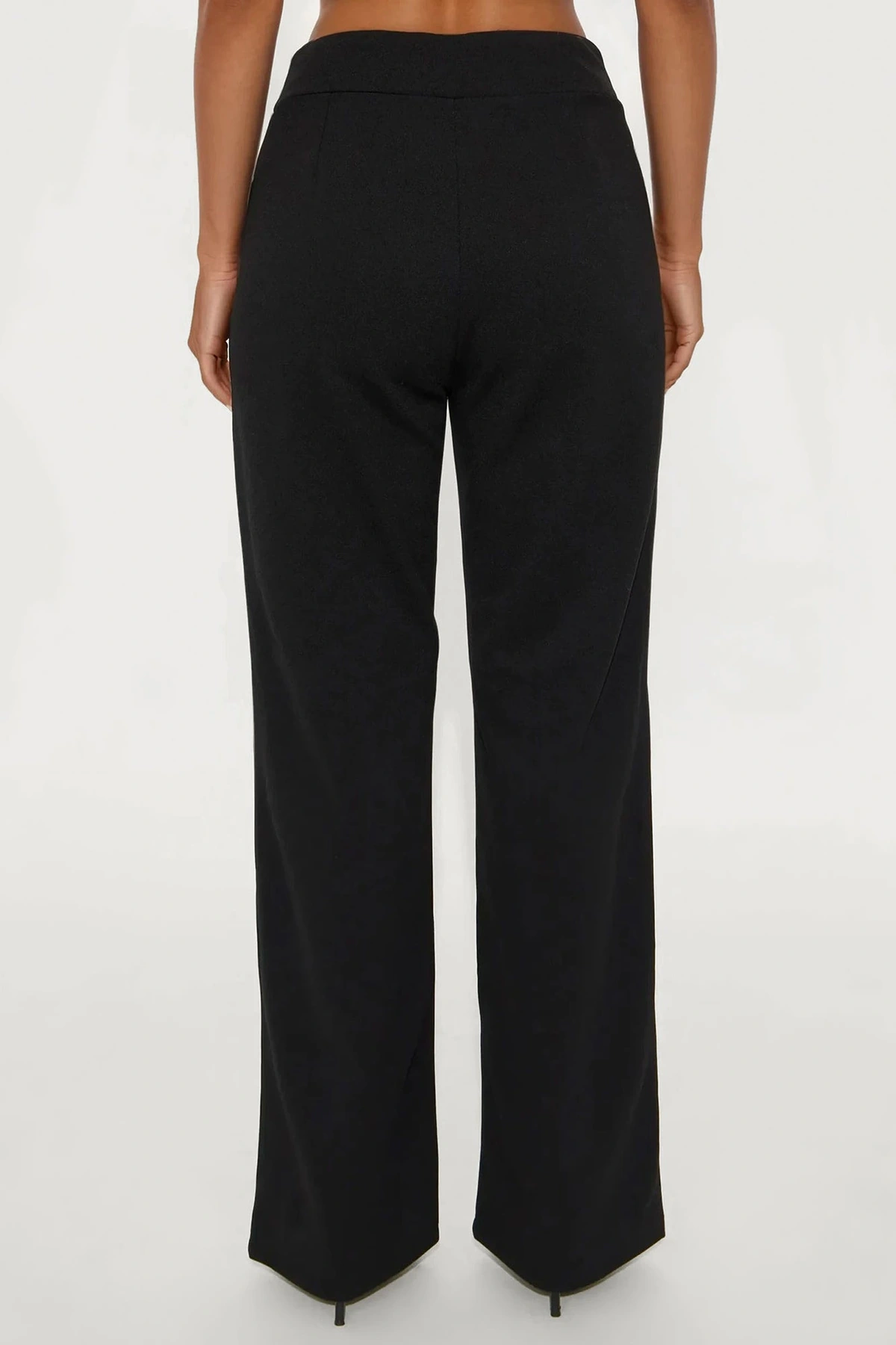 Office Tea Straight Leg Trouser Pant - Black — Preto