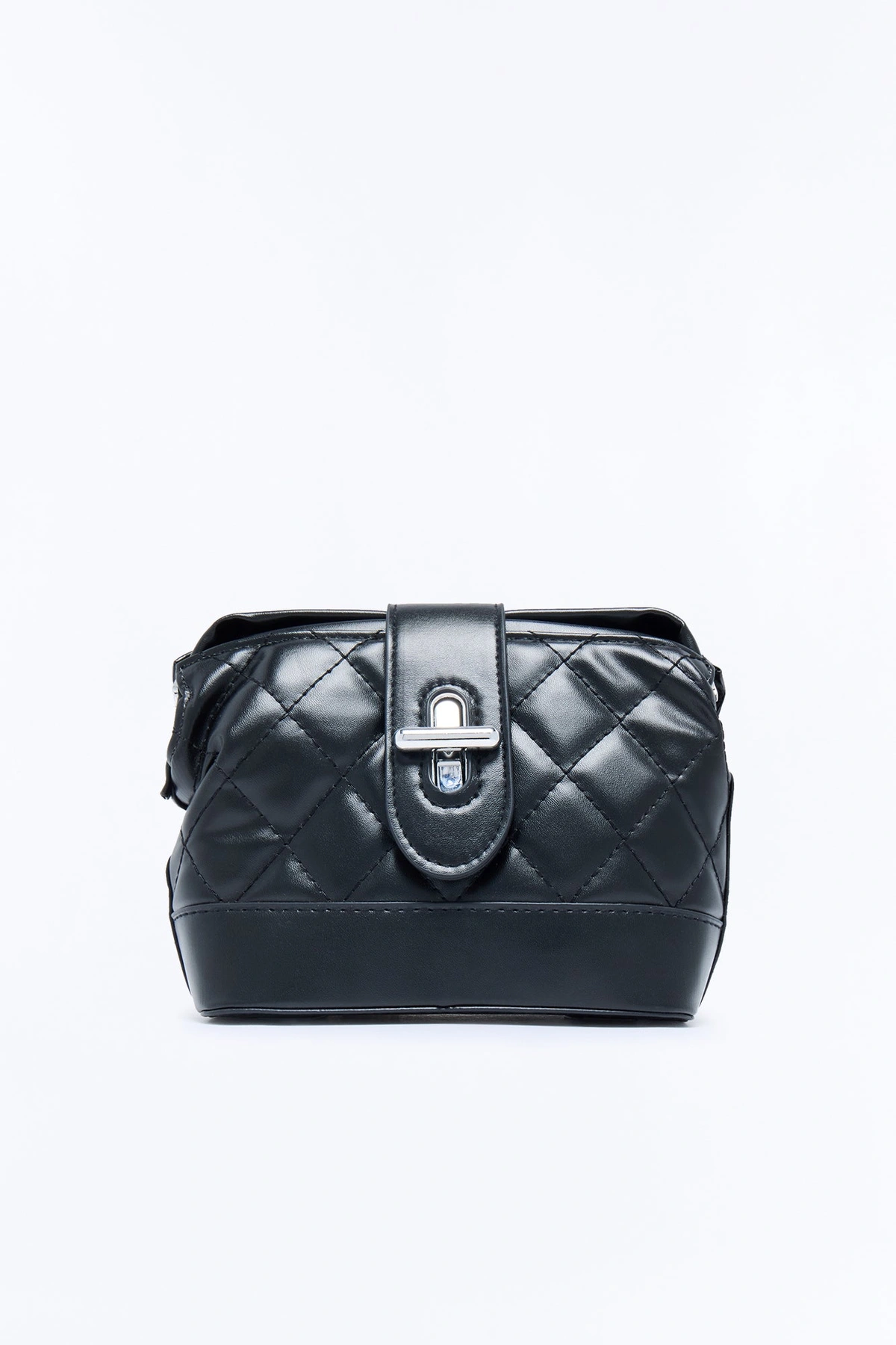Out And About Faux Leather Quilted Crossbody Handbag - Black — Preto
