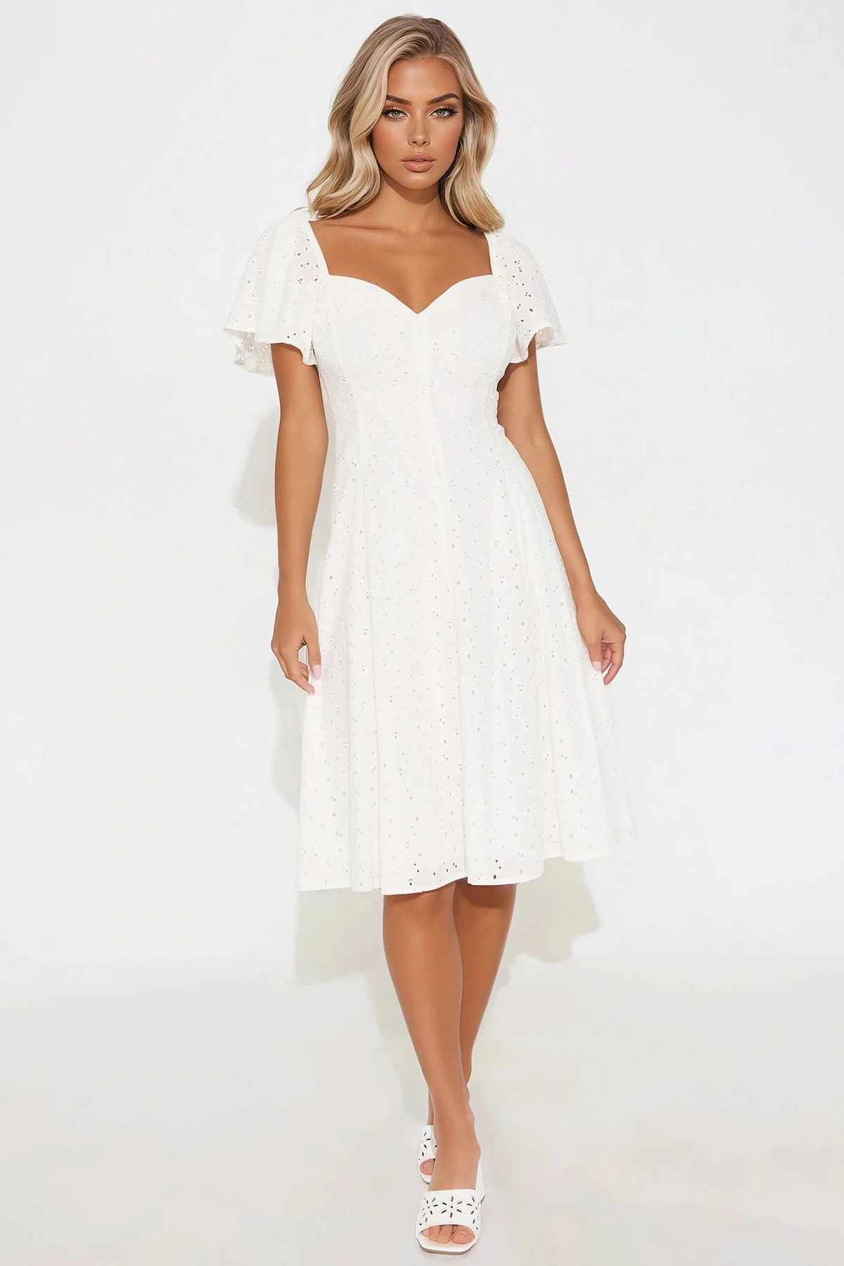 Shanley Eyelet Midi Dress - White — Branco