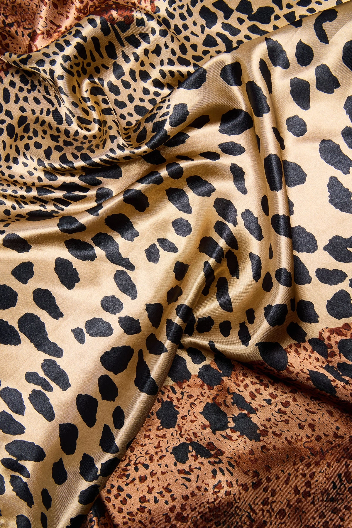 Risk Taker Leopard Head Scarf - Leopard — Leopardo