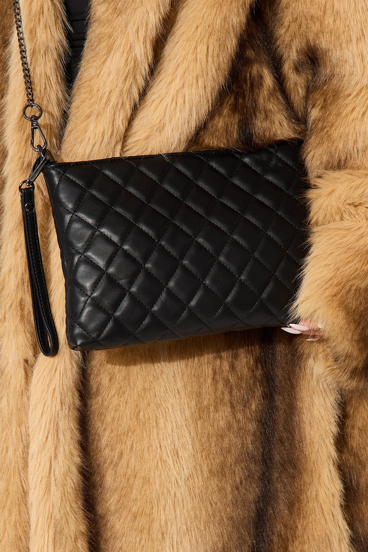 About The Girl Faux Leather Clutch - Black — Preto