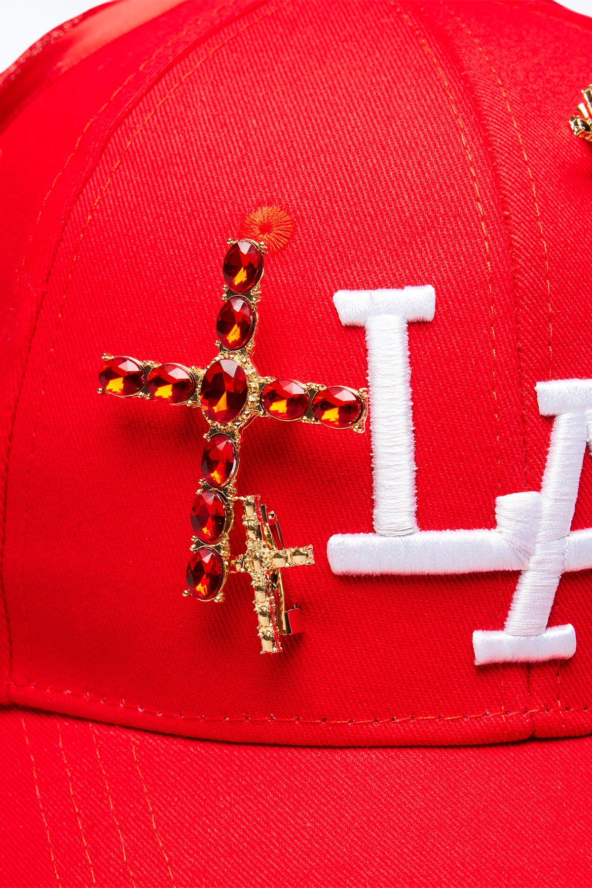 On Tour In LA Baseball Hat - Red — Vermelho