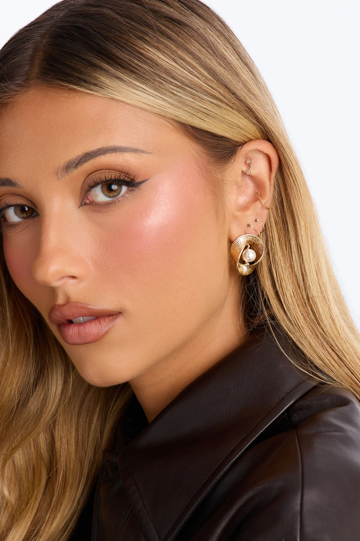 Nothing Personal Stud Earrings - Gold — Dourado