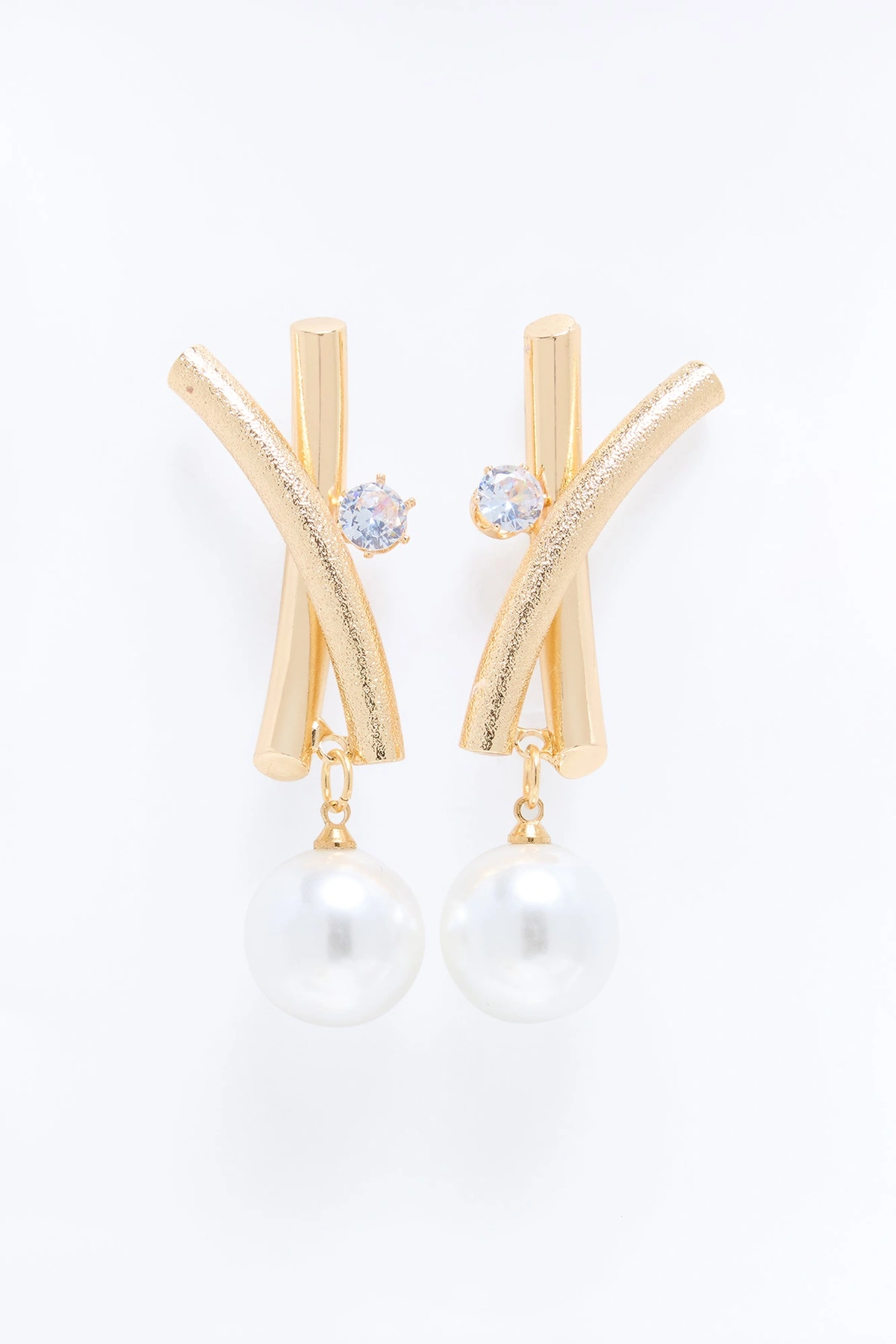 Better With You Drop Earrings - Gold — Dourado