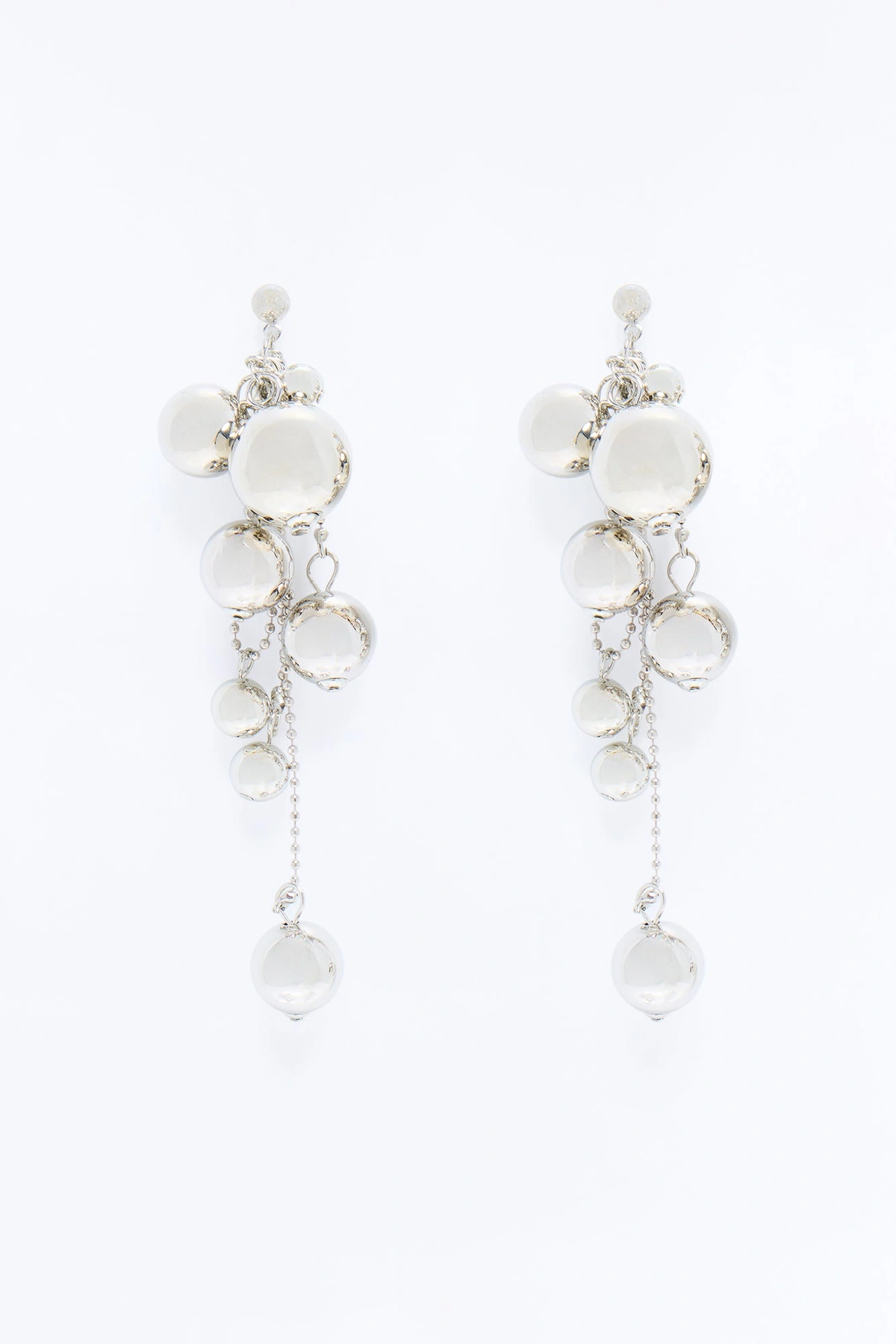 Clustered Feelings Drop Earrings - Silver — Prateado