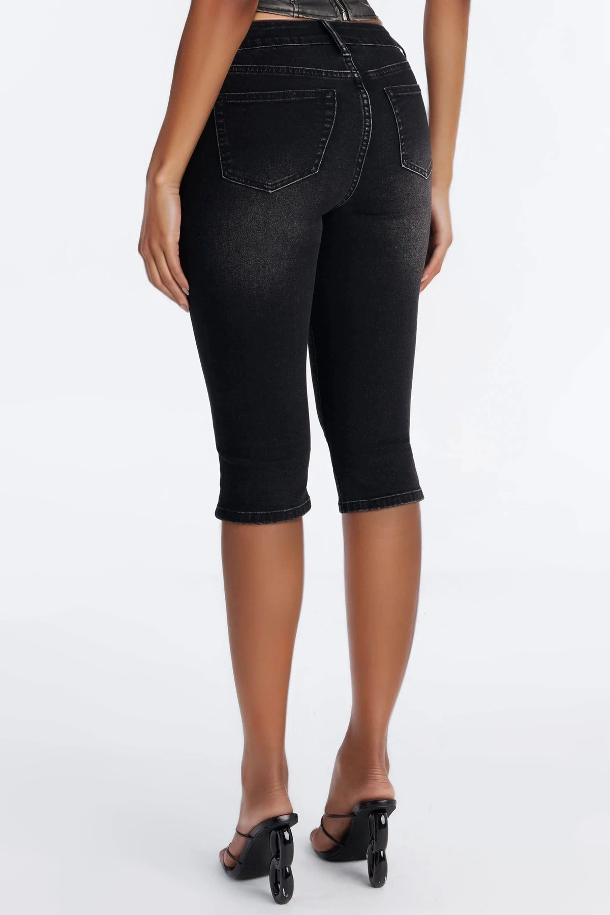 San Diego Skinny Capri Jeans - Black — Preto