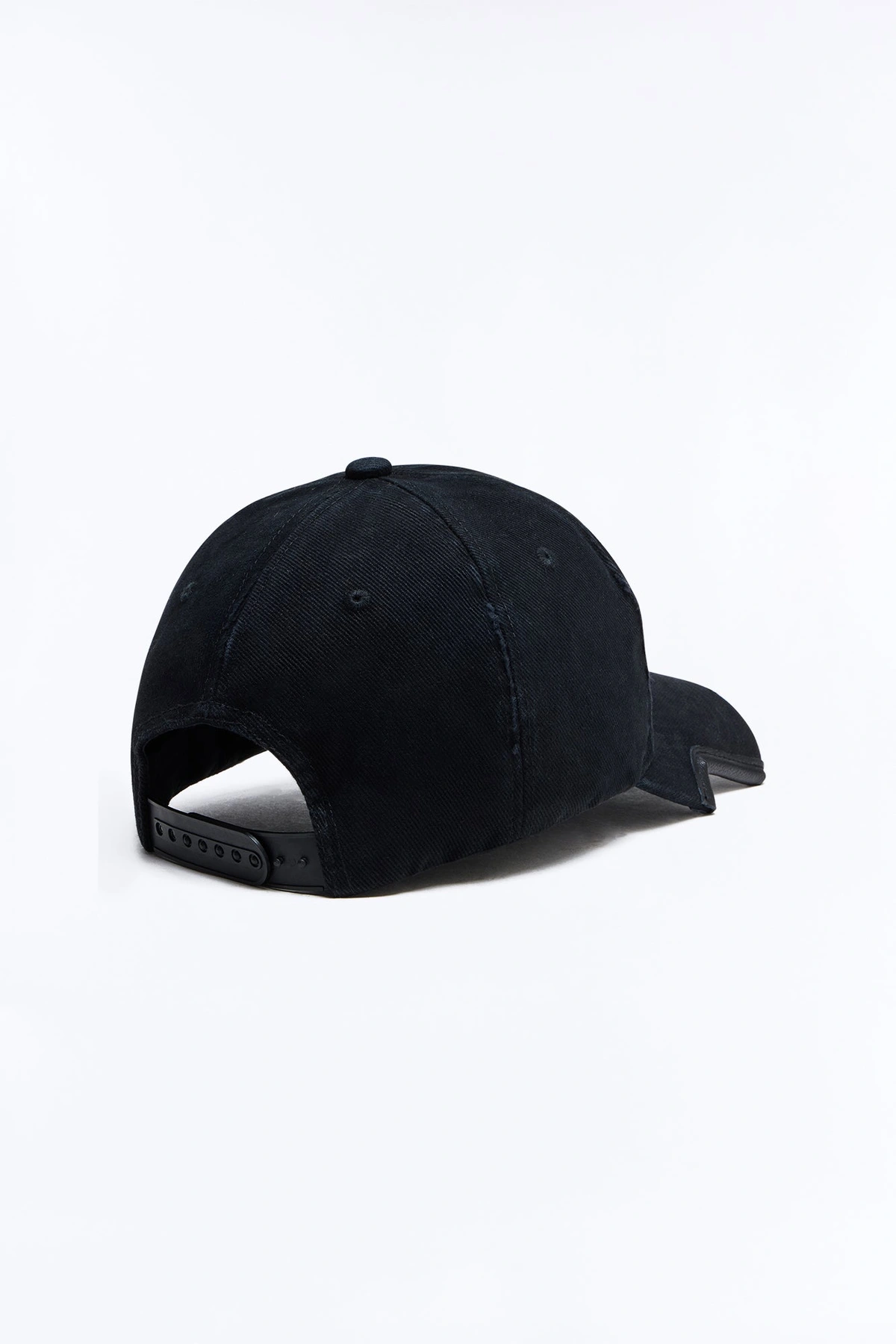 Luxury Distressed Baseball Hat - Black/White — Preto/Branco
