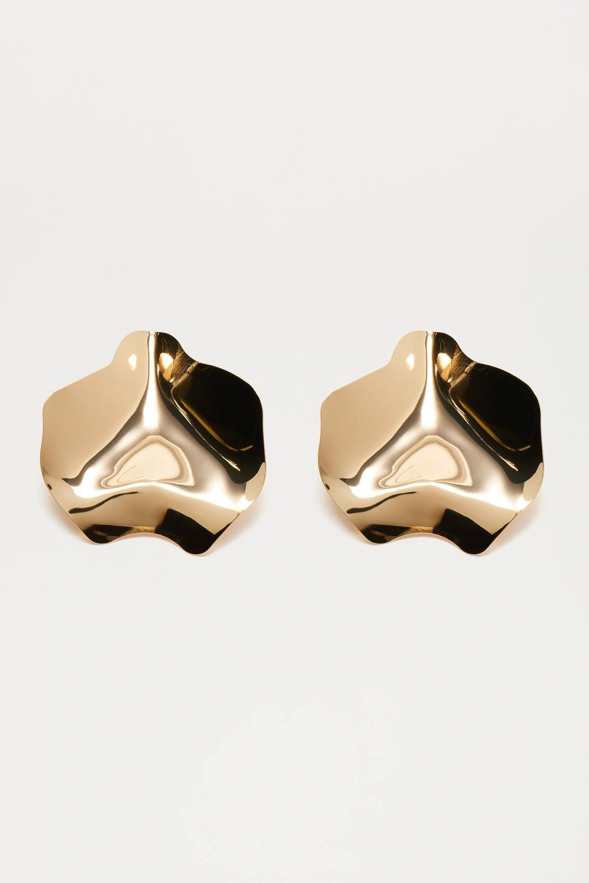Golden Foil Flakes Earrings - Gold — Dourado