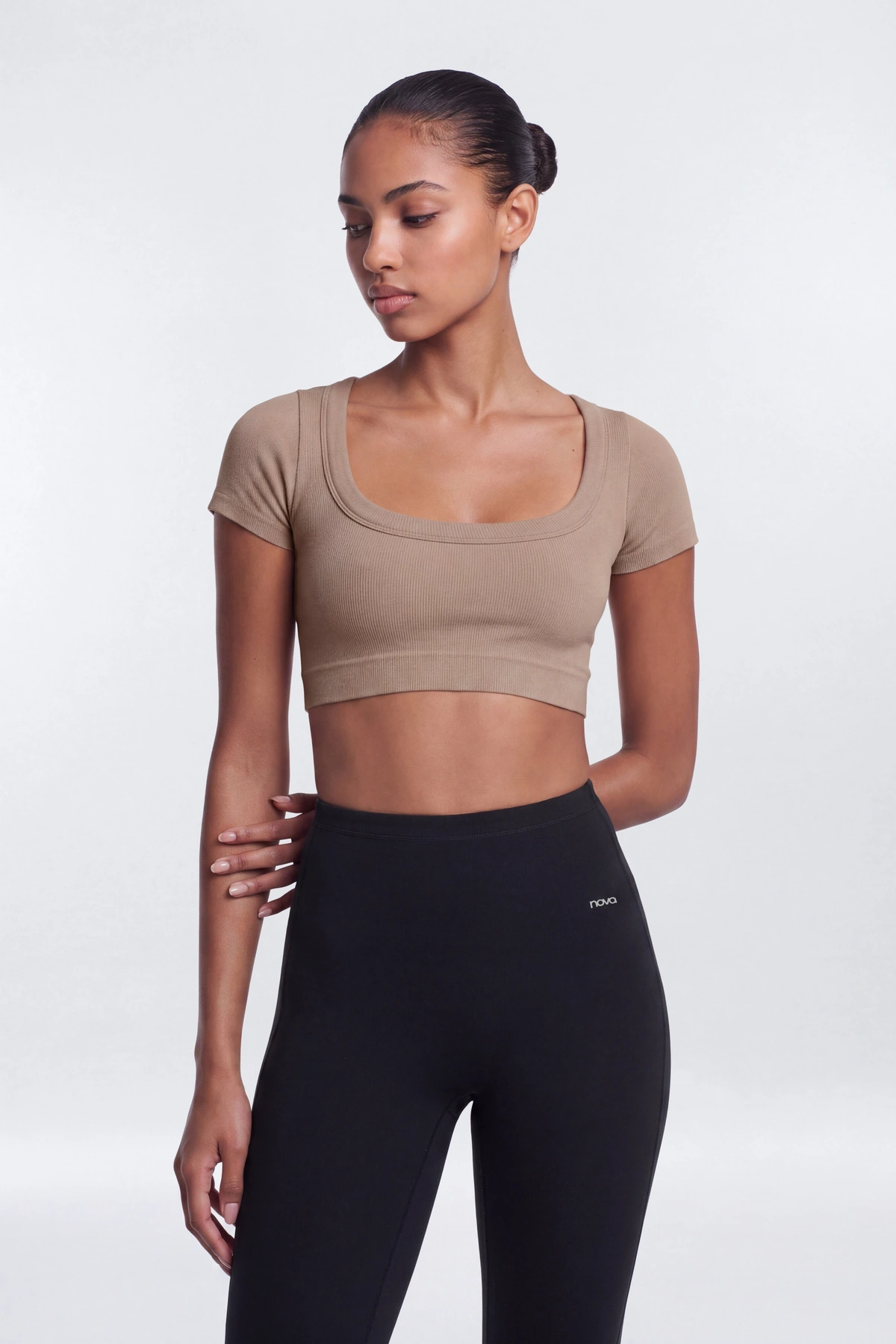 CottonFlex™ Short Sleeve Cropped Sports Top - Heather Taupe — mesclado Bege acinzentado