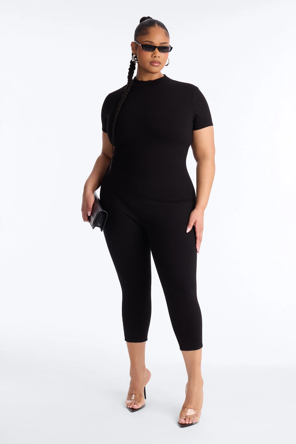 Maribel Short Sleeve Capri Jumpsuit - Black — Preto