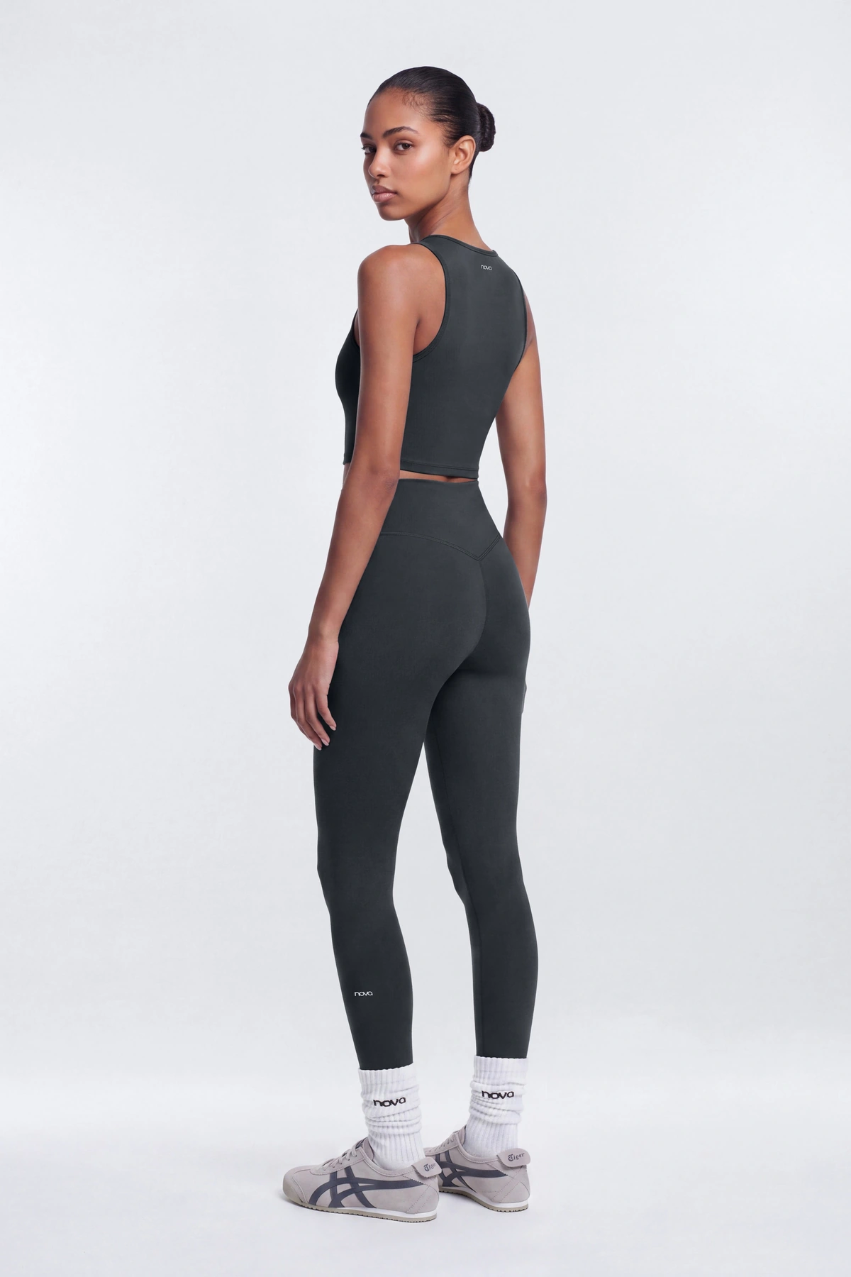 CloudForm™ 25″ High Rise Legging - Carbon — Carbon
